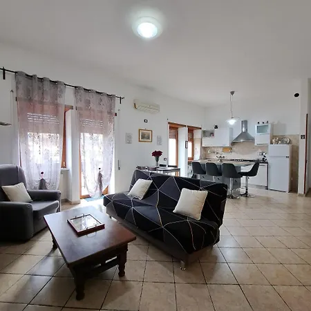 La Casa Di Ale - Grande Appartamento Di 160 Mq Con 3 Camere - Castelli Romani Apartamento Marino